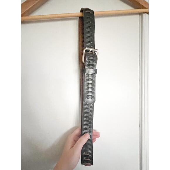 Old Navy Size Large 2 Prong Dark Brown Cut-Out Belt - Picture 1 of 4